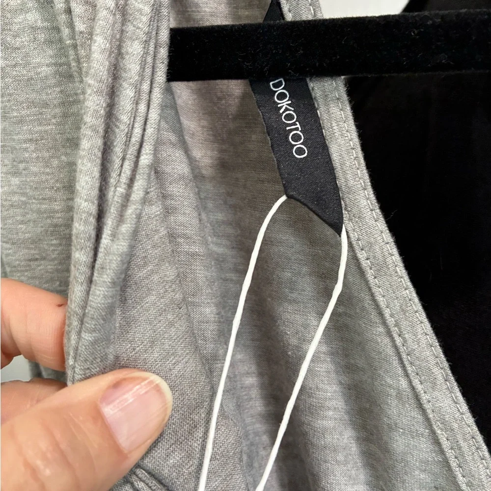 Dokotoo Gray Sleeveless Jumpsuit - Picture 3 of 5